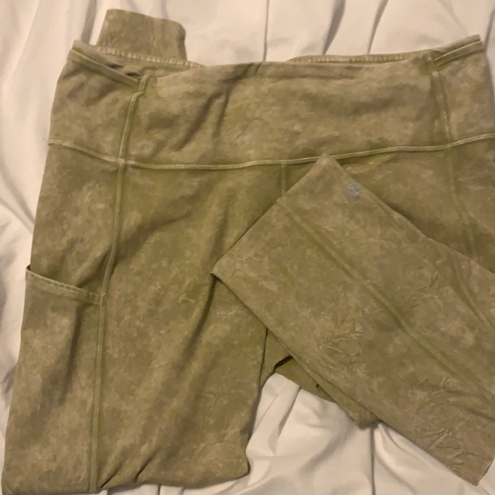 Lulu Fast and Free Leggings
